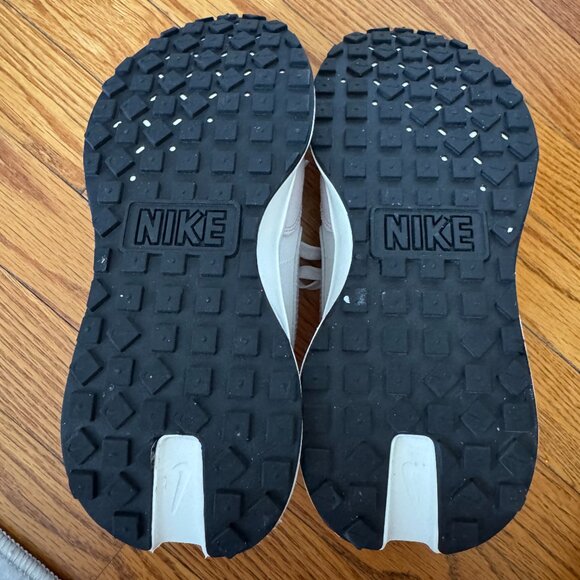 Nike Phoenix Waffle - Picture 7 of 15